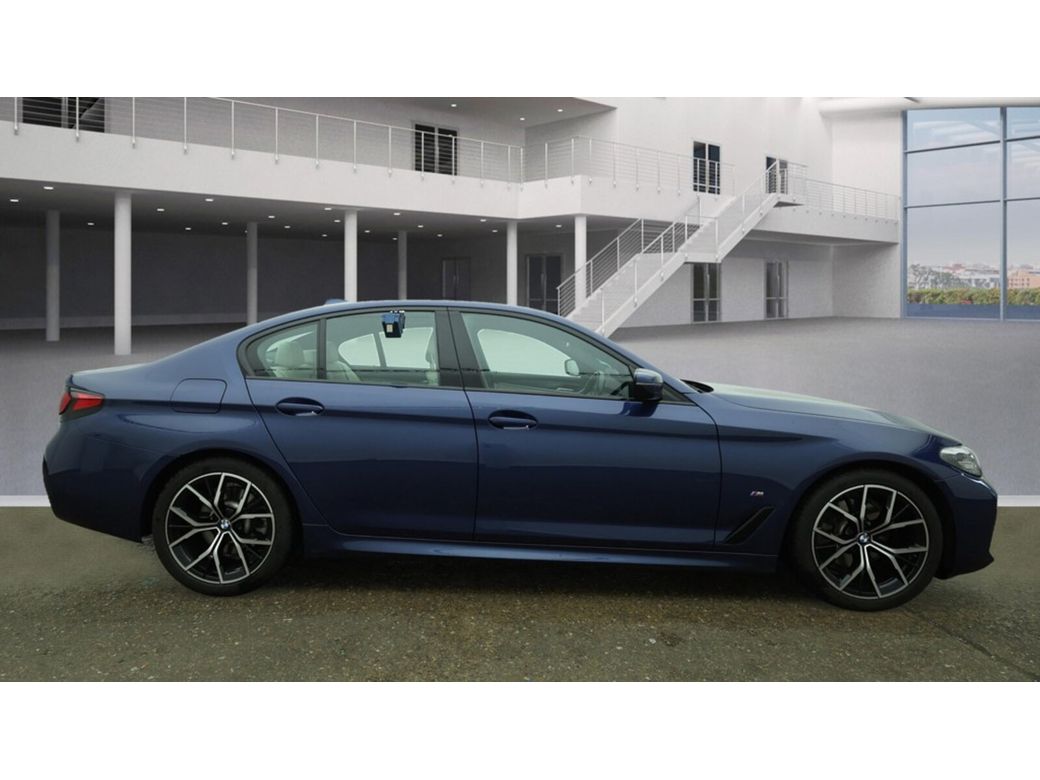 2022 BMW 5 Series
