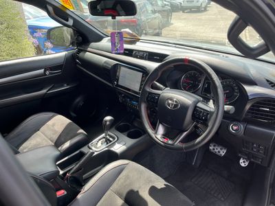 2024 Toyota Hilux