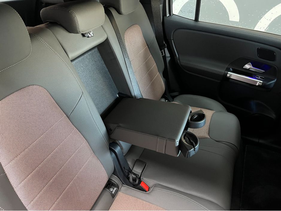 2025 Mercedes-Benz EQB