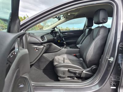 2022 Opel Insignia