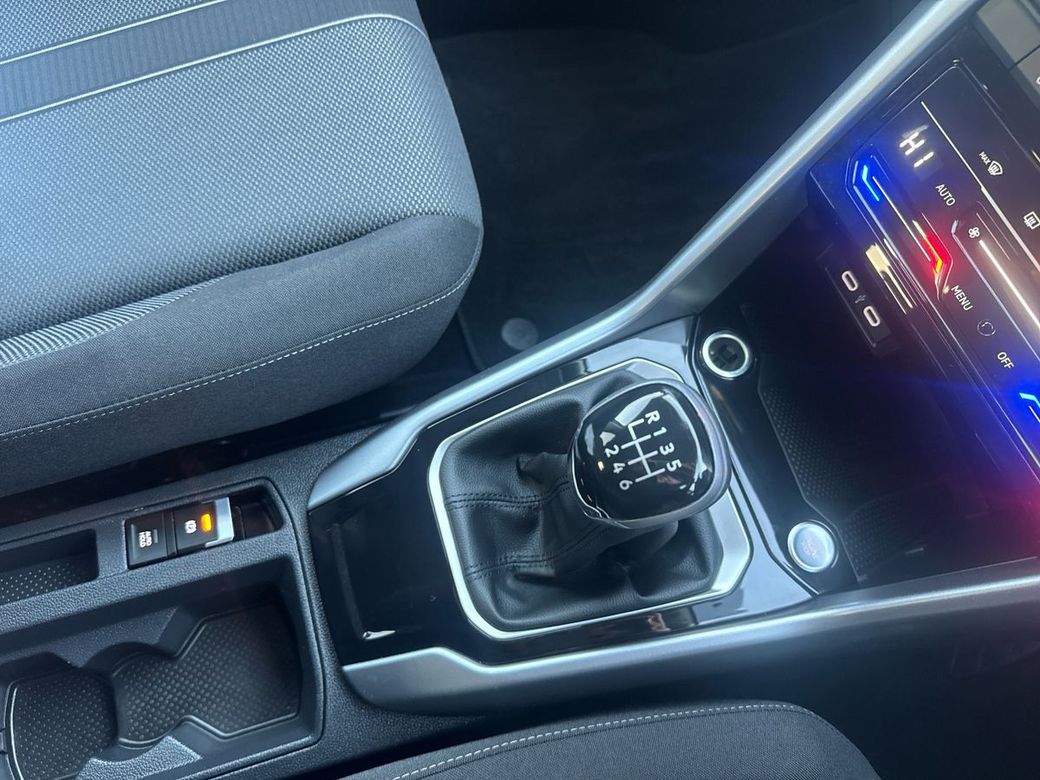 2025 Volkswagen T-Roc