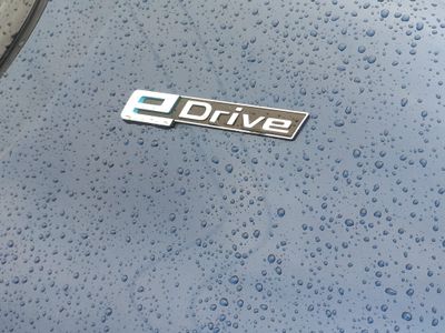 2019 BMW 530