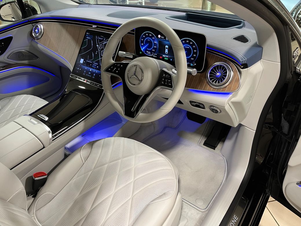 2022 Mercedes-Benz EQS