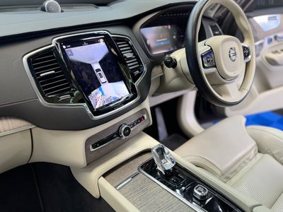 2023 Volvo XC90