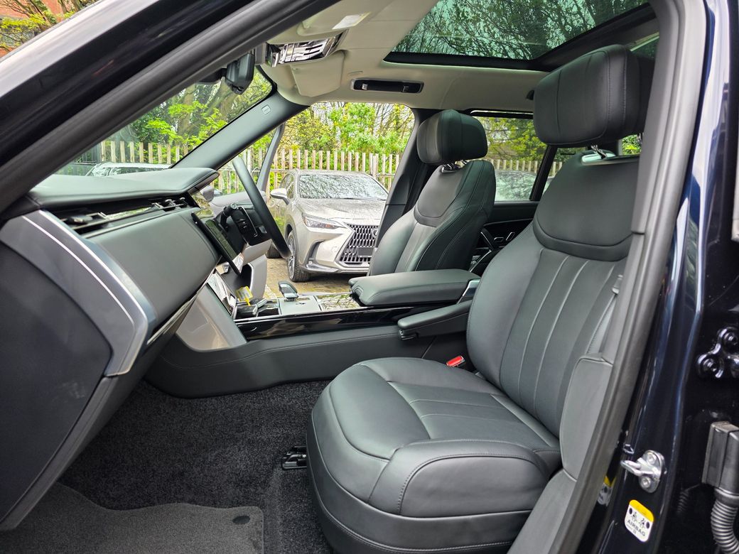 2025 Land Rover Range Rover