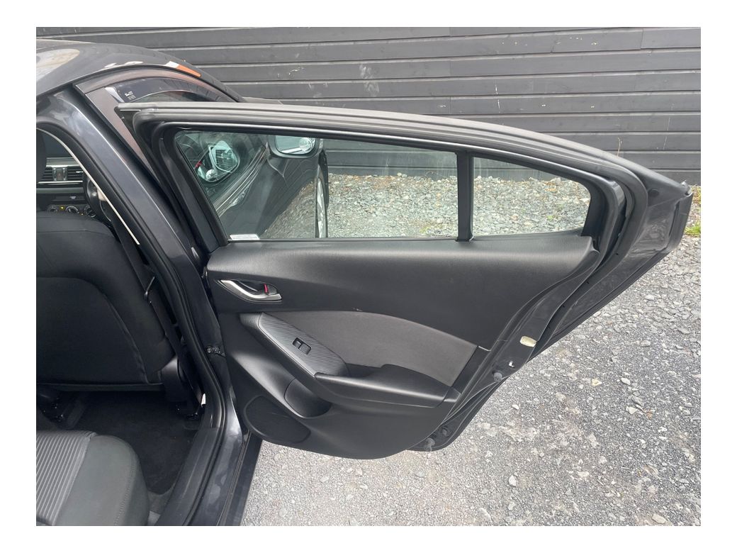 2015 Mazda Mazda3