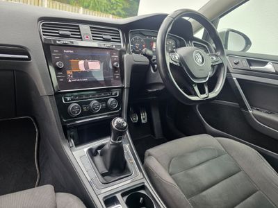 2017 Volkswagen Golf