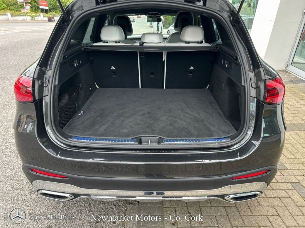 2025 Mercedes-Benz GLC Class