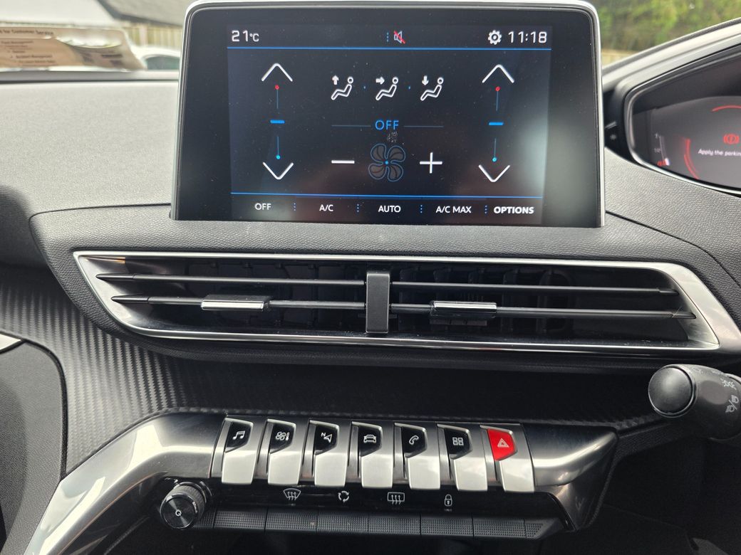 2021 Peugeot 5008