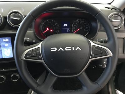 2023 Dacia Duster