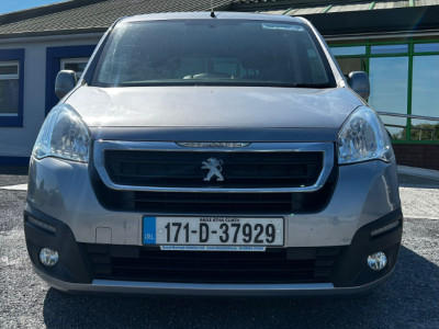 2017 Peugeot Partner Tepee