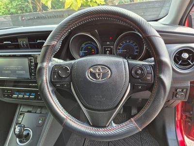 2017 Toyota Auris