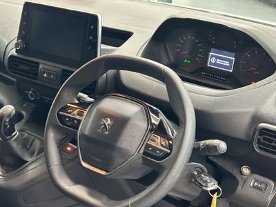 2020 Peugeot Partner