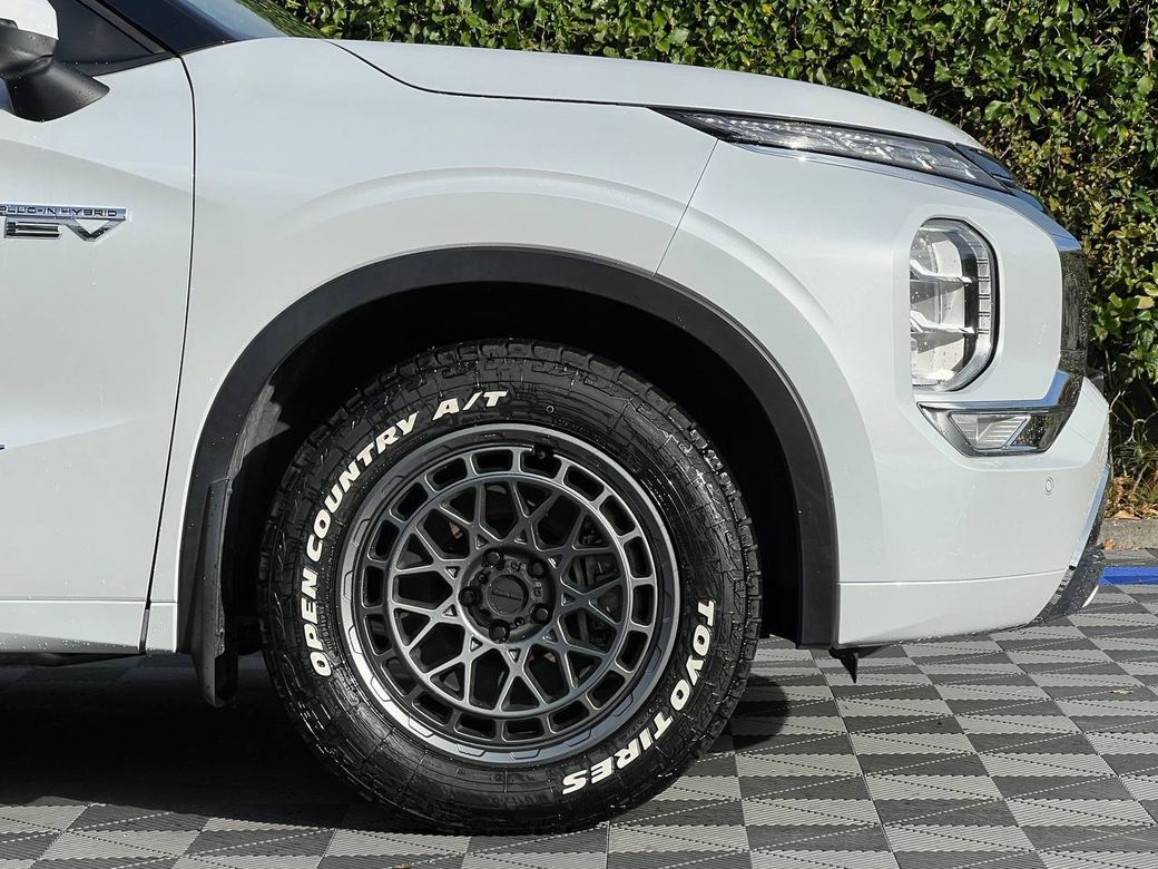 2023 Mitsubishi Outlander