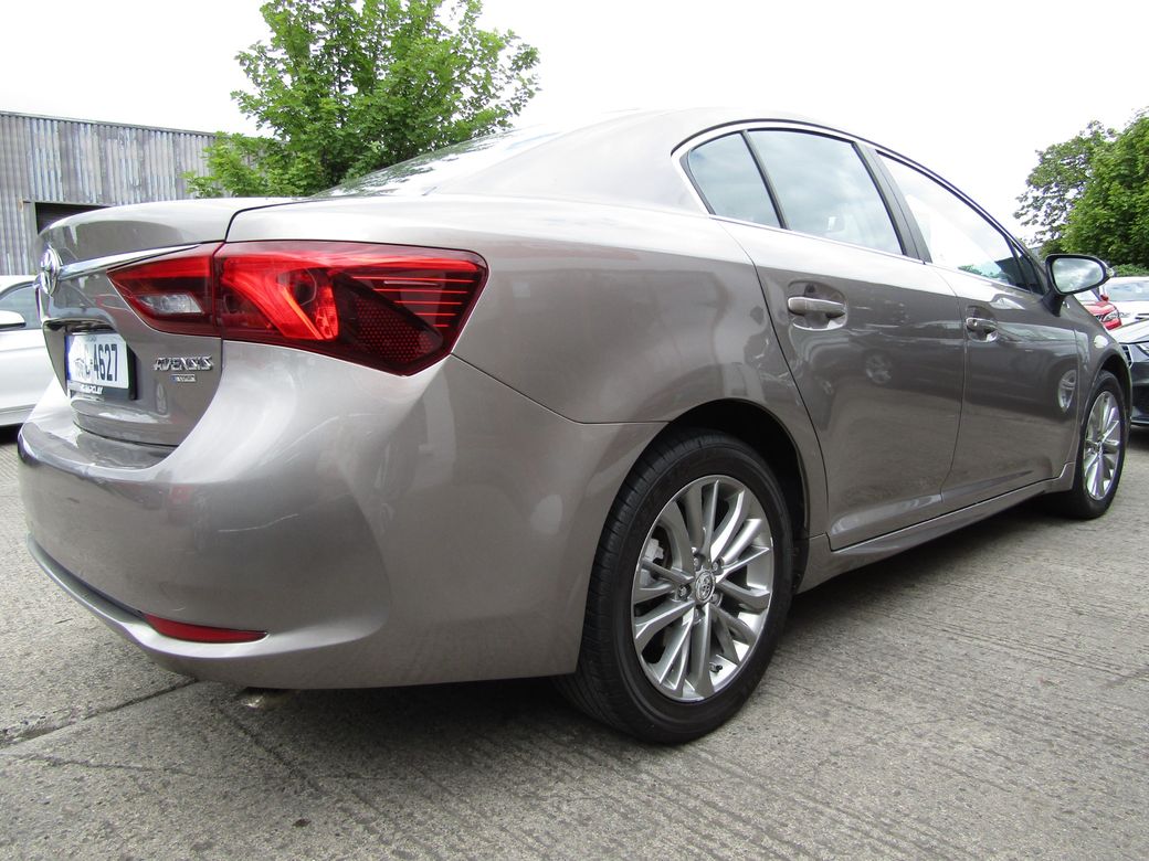 2016 Toyota Avensis