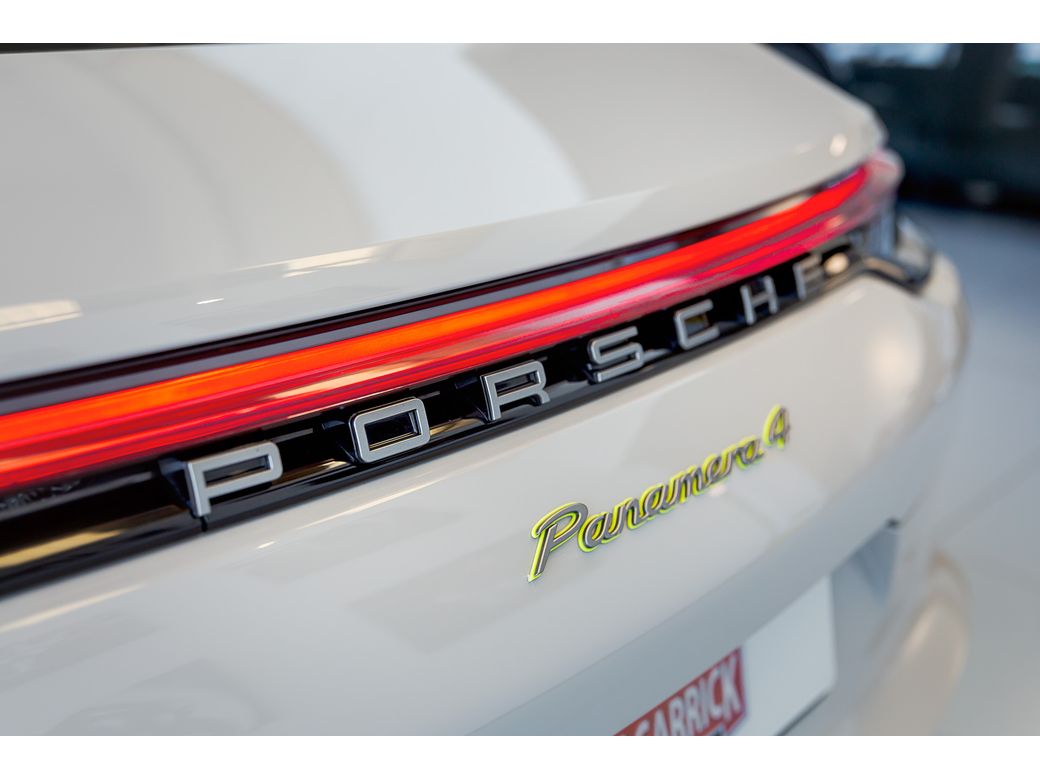 2023 Porsche Panamera