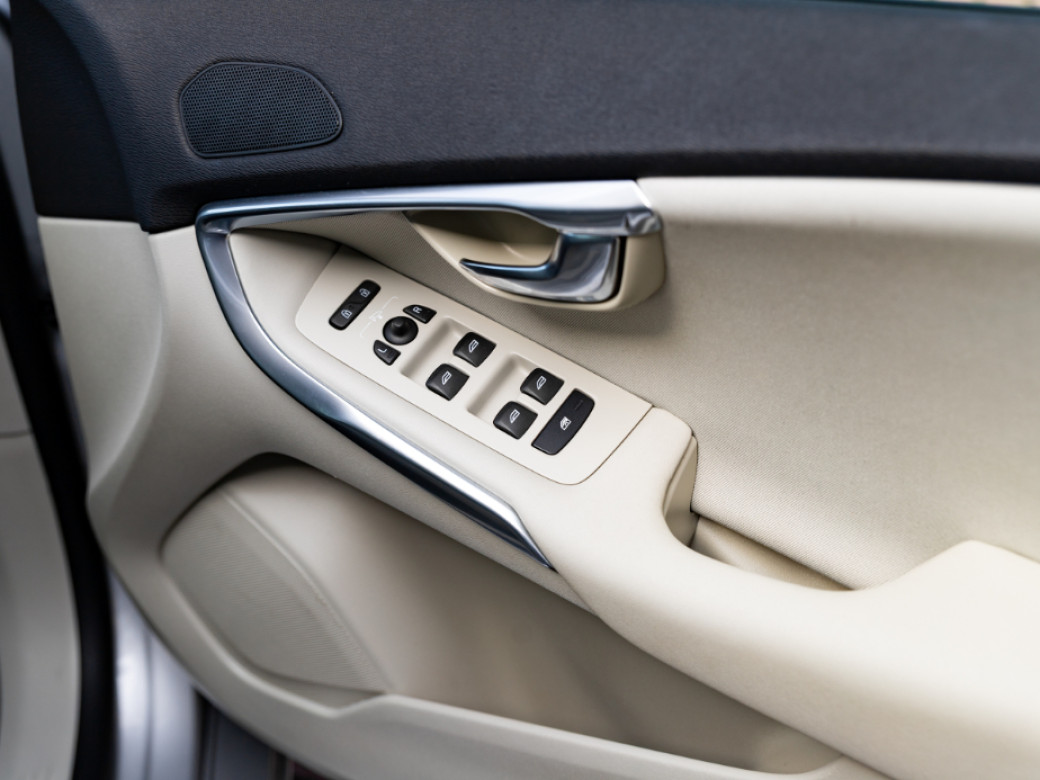 2016 Volvo V40