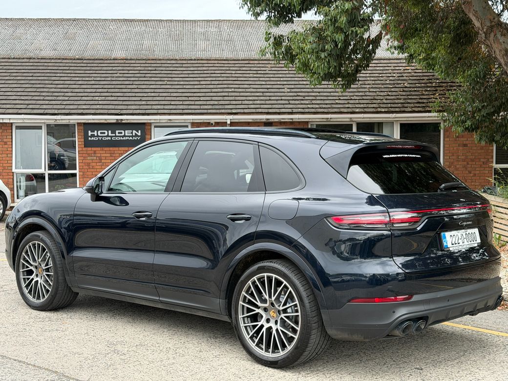 2022 Porsche Cayenne