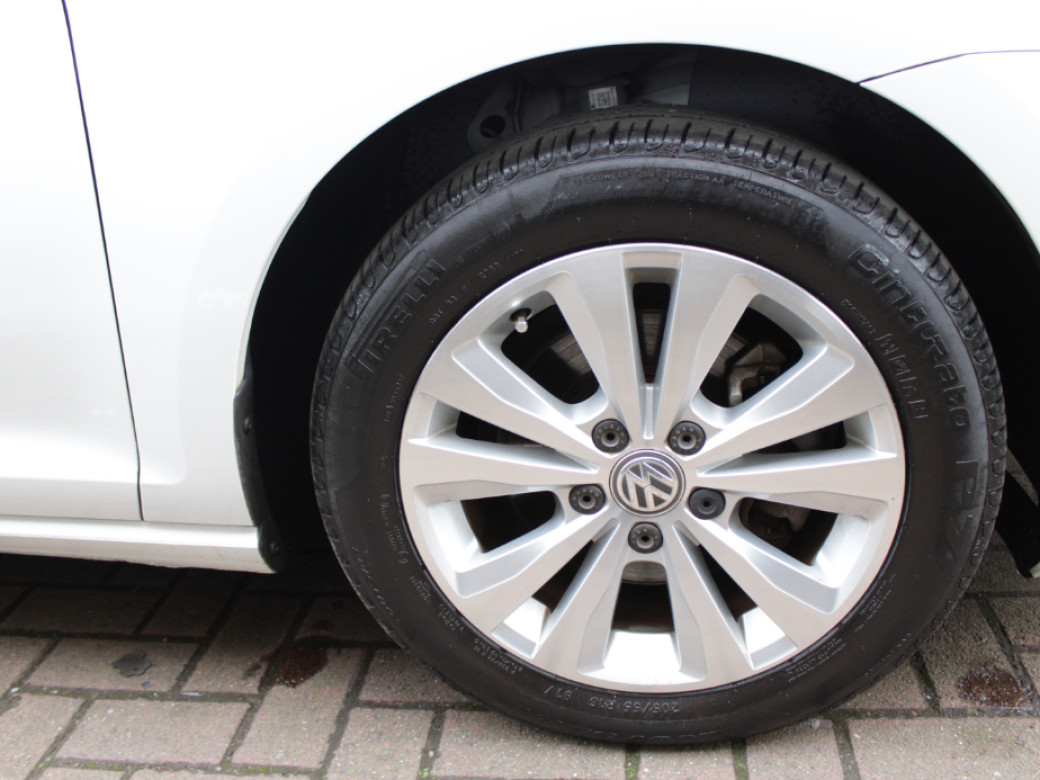 2016 Volkswagen Golf