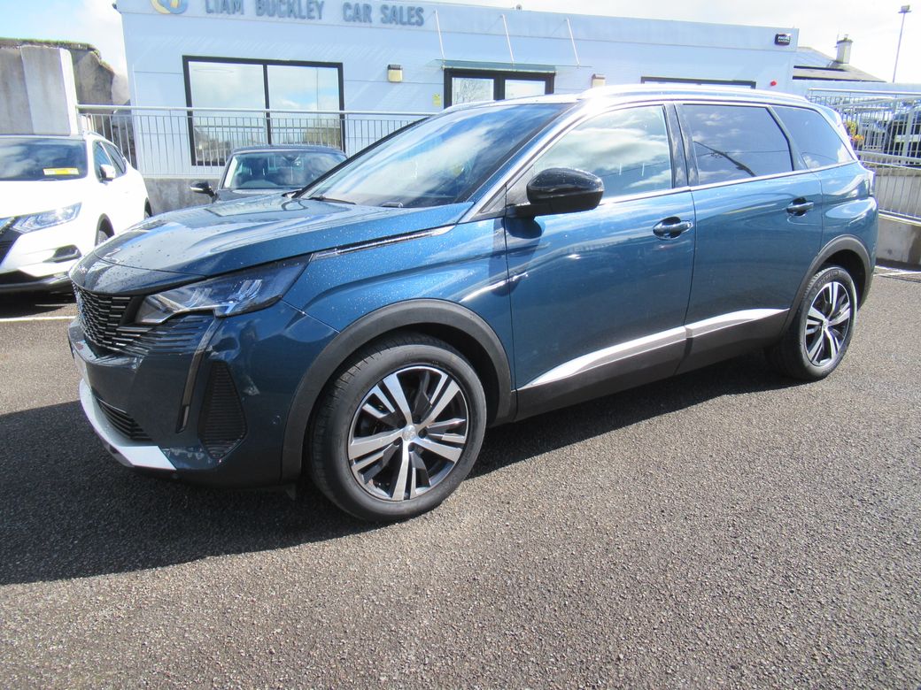 2022 Peugeot 5008