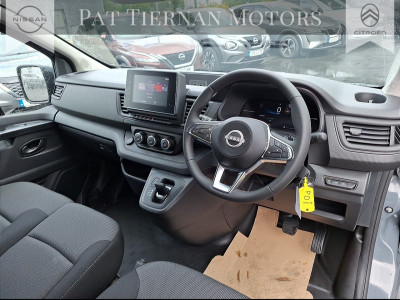 2025 Nissan Primastar