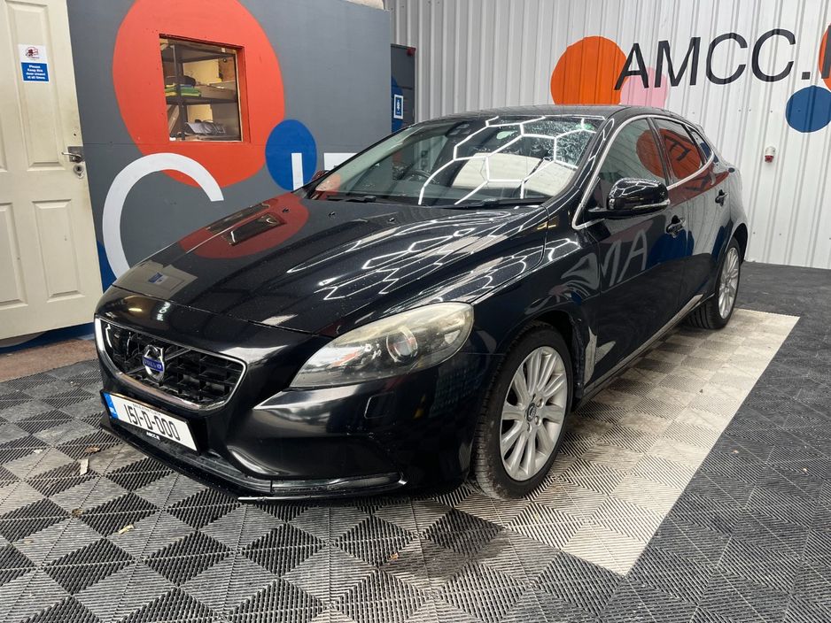 2015 Volvo V40
