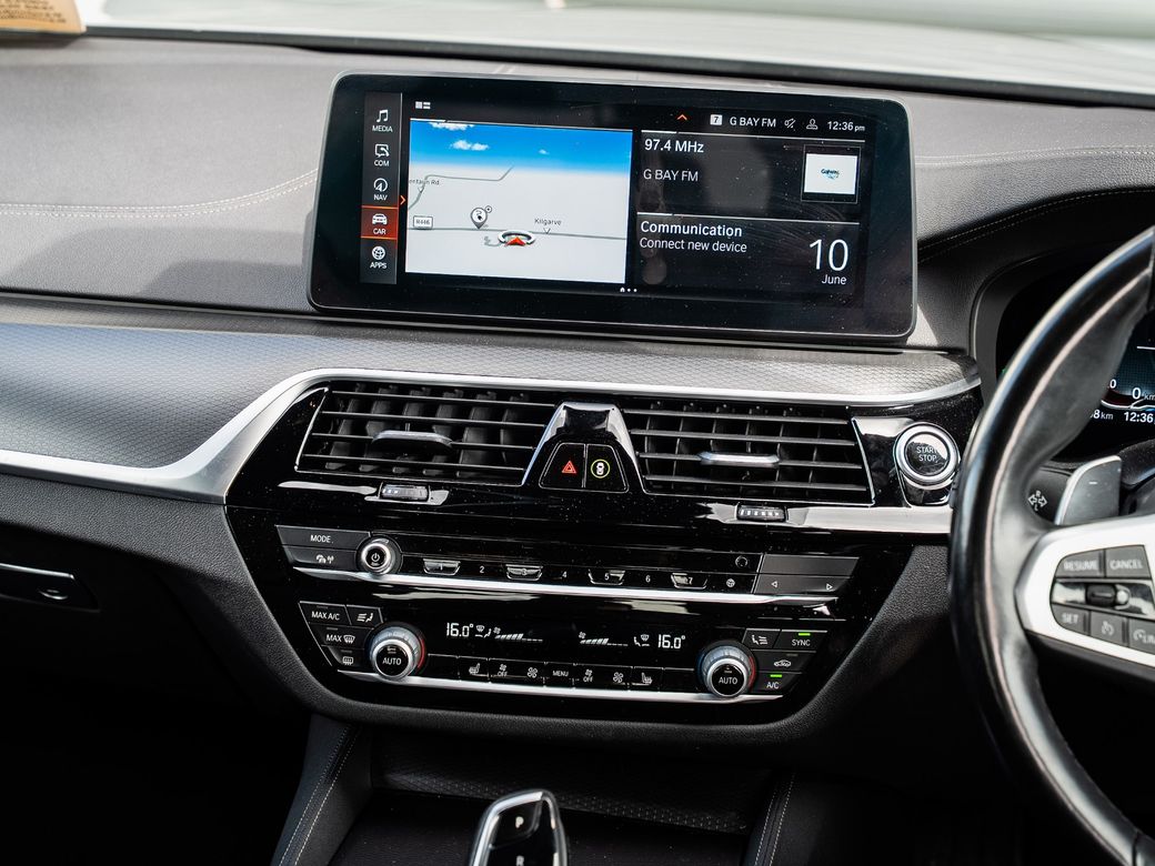 2022 BMW 5 Series