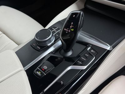 2022 BMW 5 Series