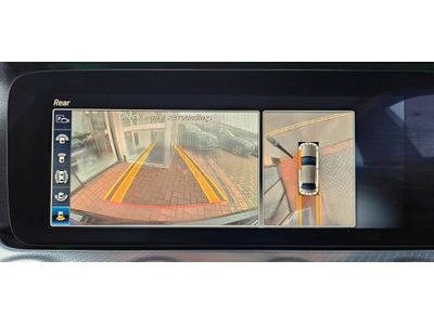 2019 Mercedes-Benz E 220