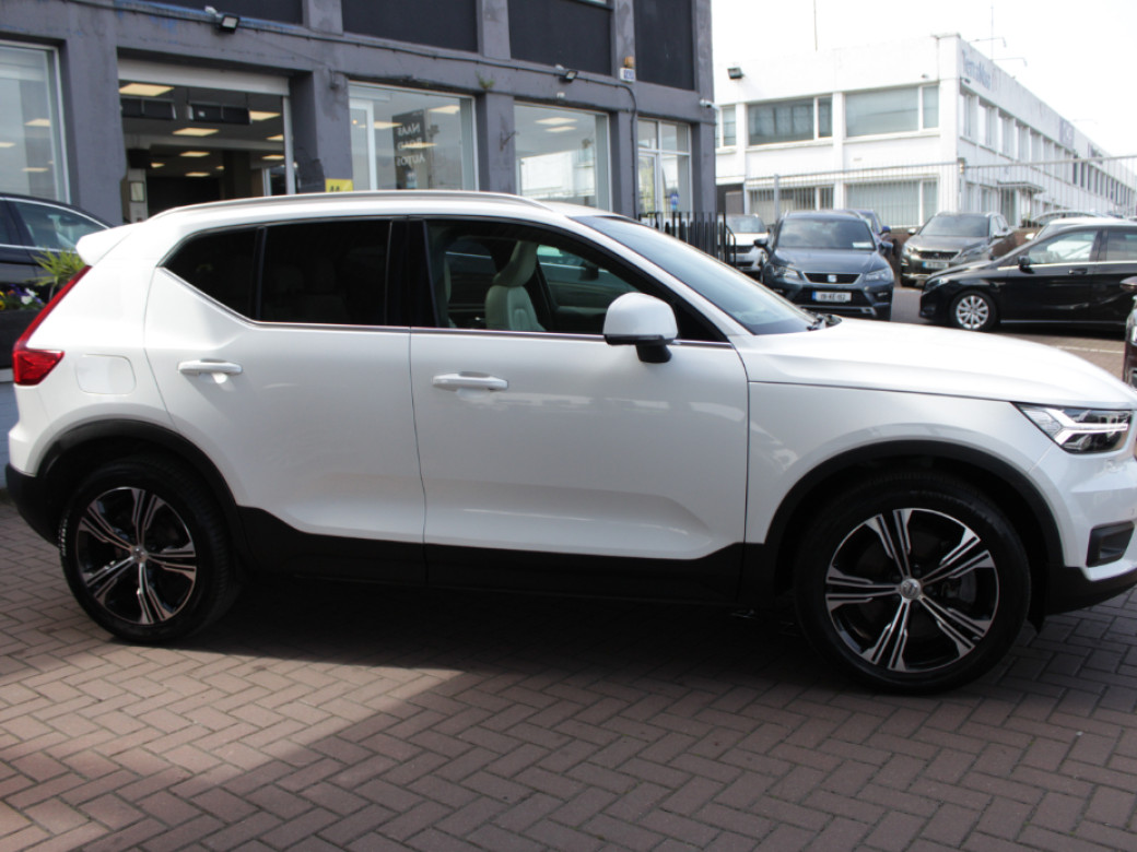 2021 Volvo XC40