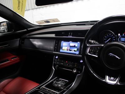 2016 Jaguar XF