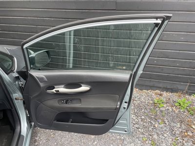 2010 Toyota Auris