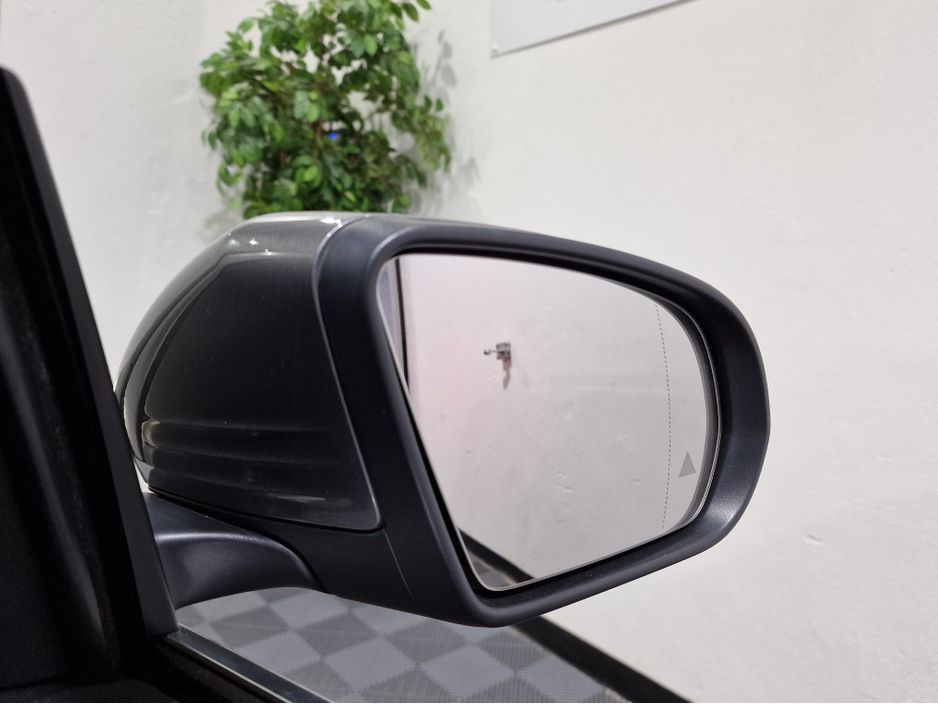 2023 Mercedes-Benz EQB