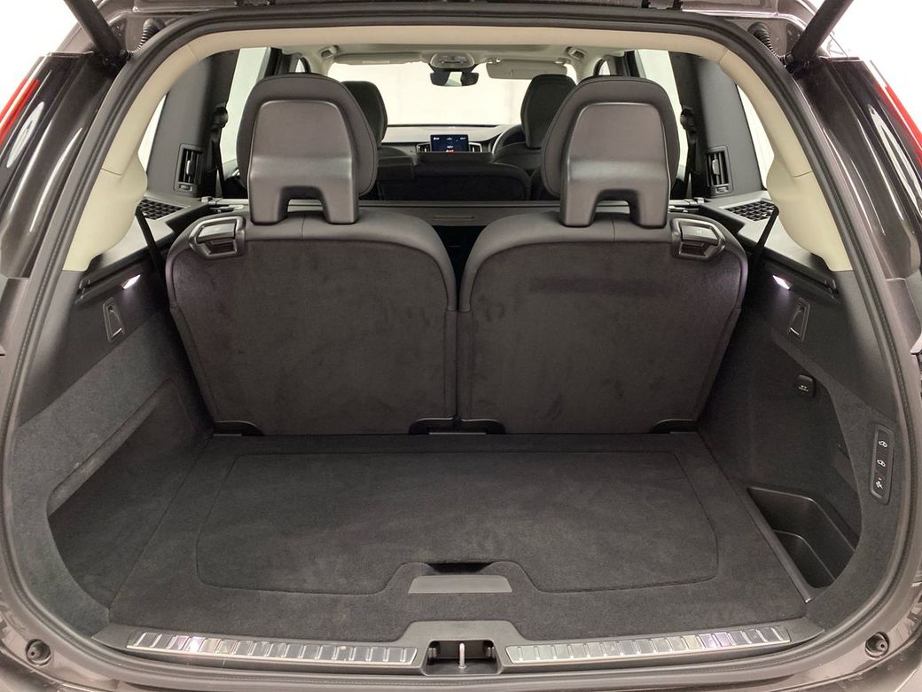 2025 Volvo XC90