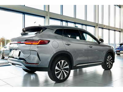 2025 BYD Seal U