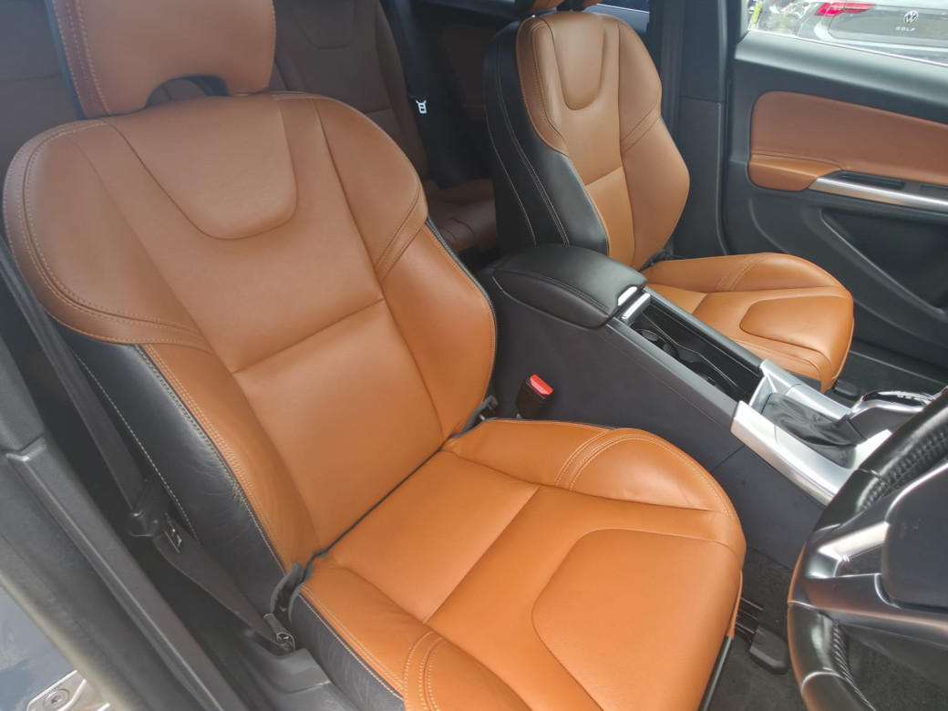 2018 Volvo V60