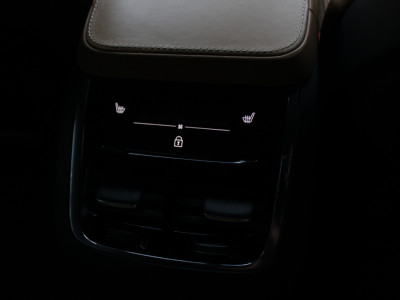 2021 Volvo V90 Cross Country