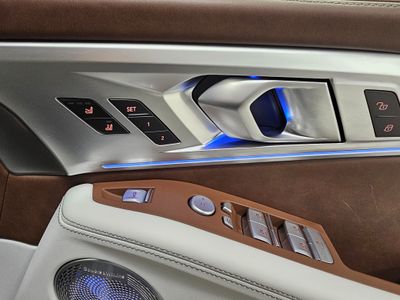 2025 BMW XM