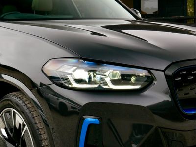 2022 BMW iX3