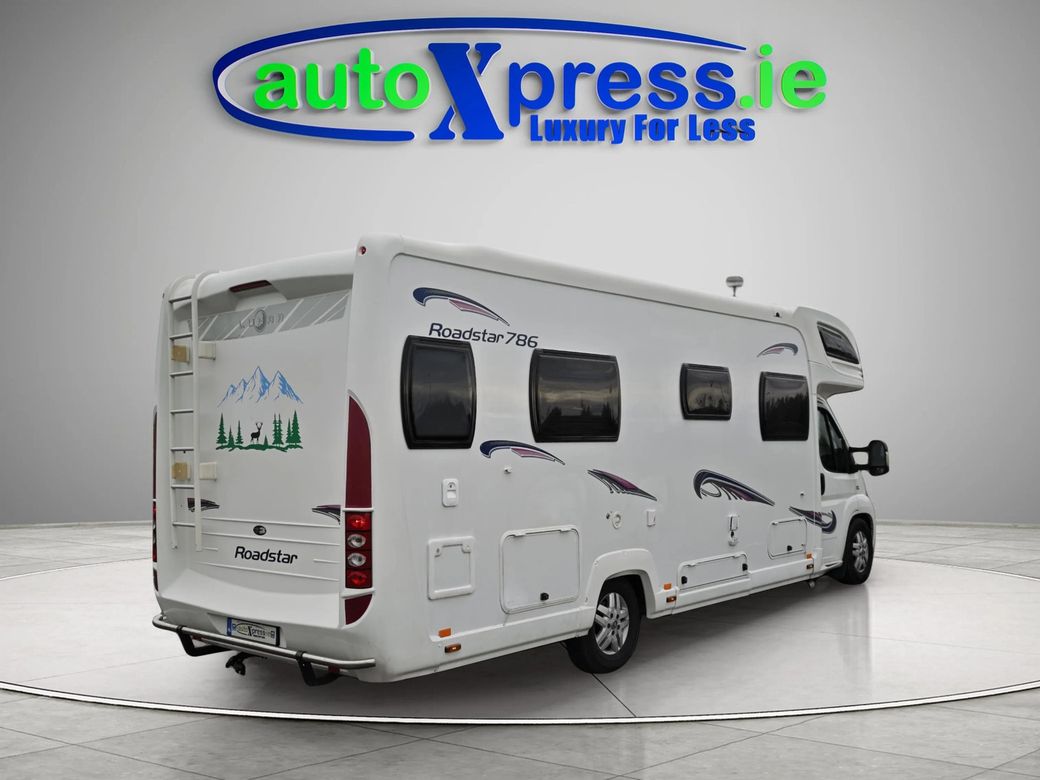 2009 Lunar Motorcaravan