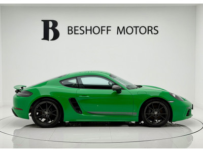 2024 Porsche Cayman