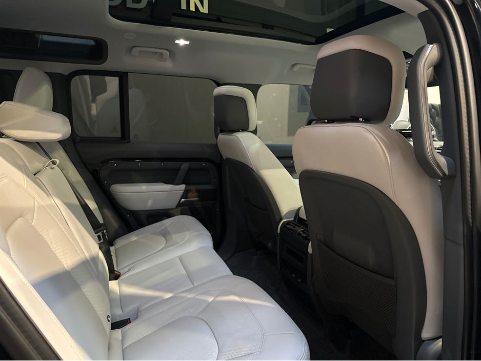 2025 Land Rover Defender