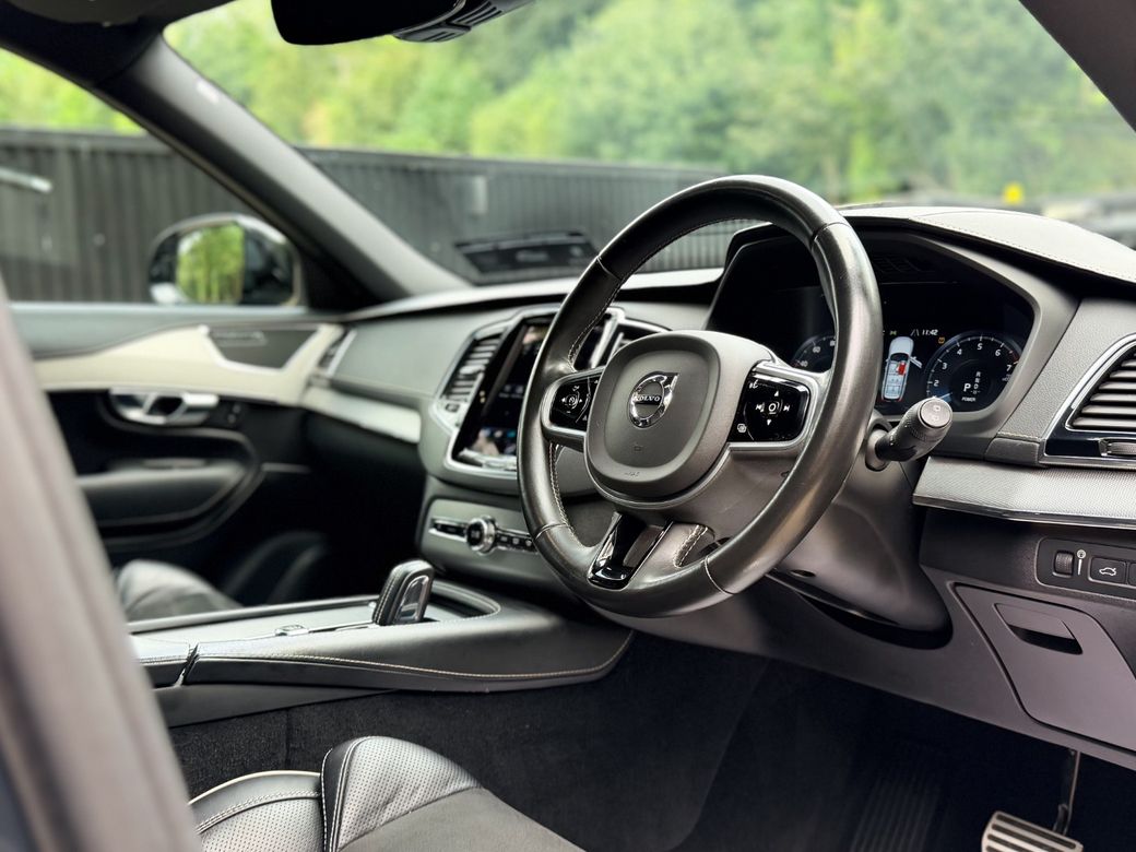 2021 Volvo XC90