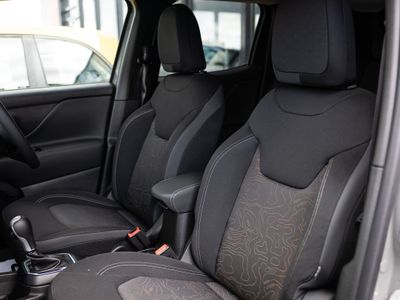 2025 Jeep Renegade