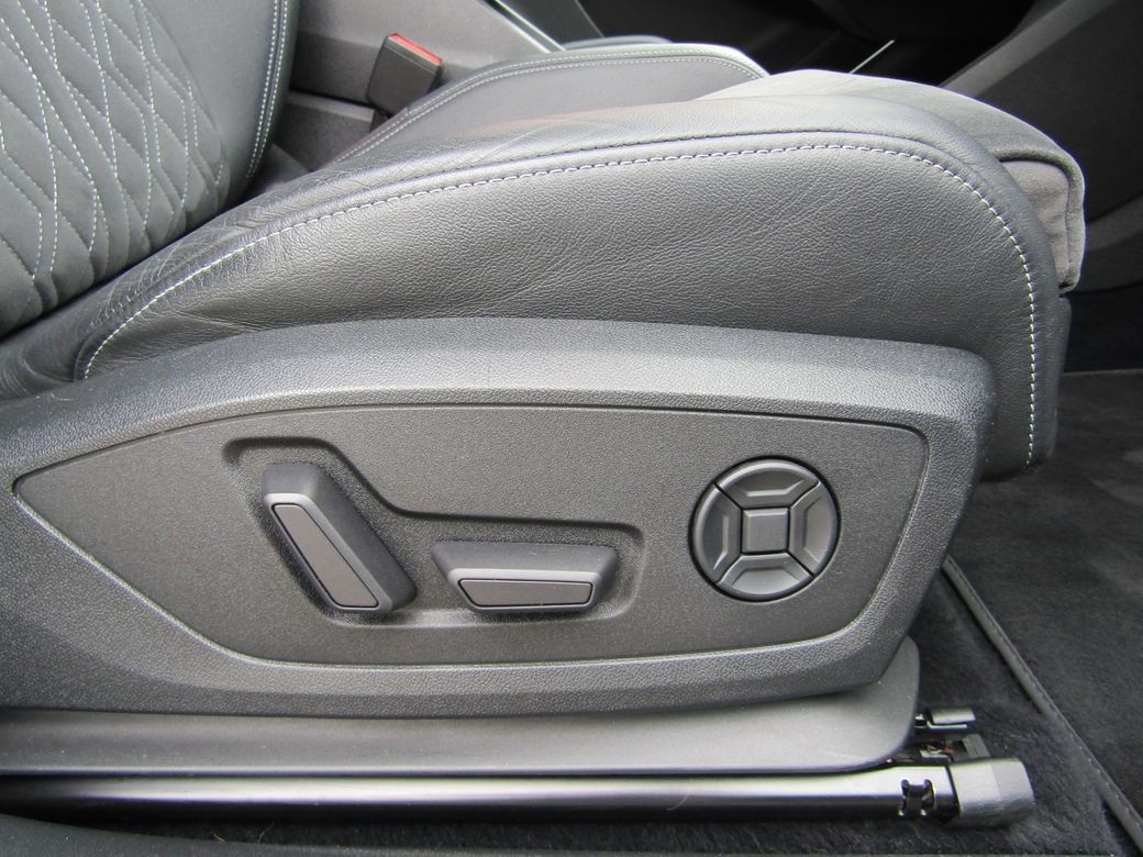 2022 Audi Q4