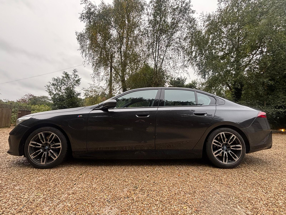 2024 BMW 5 Series