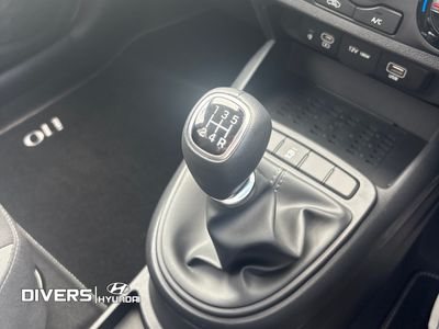 2025 Hyundai i10