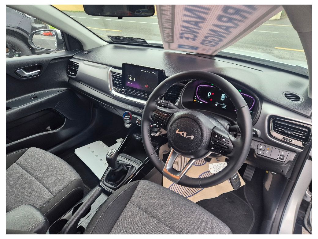 2024 Kia Stonic
