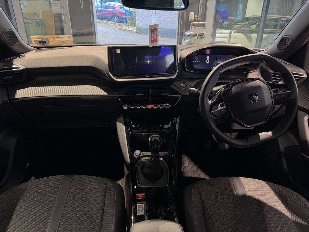 2025 Peugeot 2008