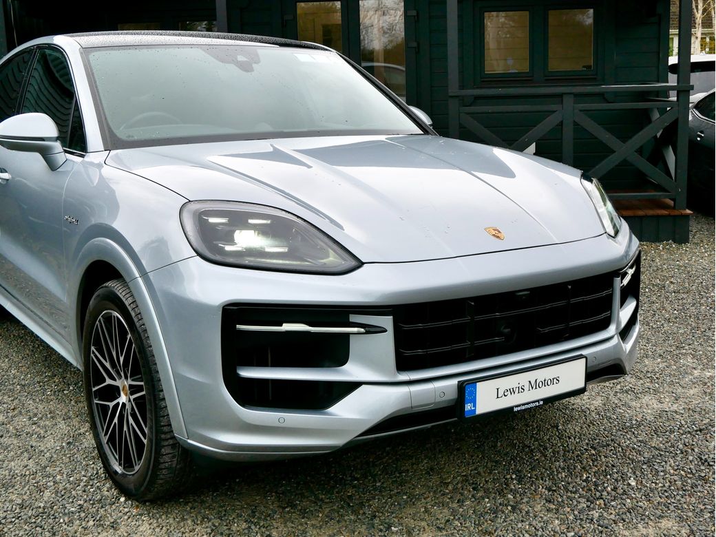 2024 Porsche Cayenne